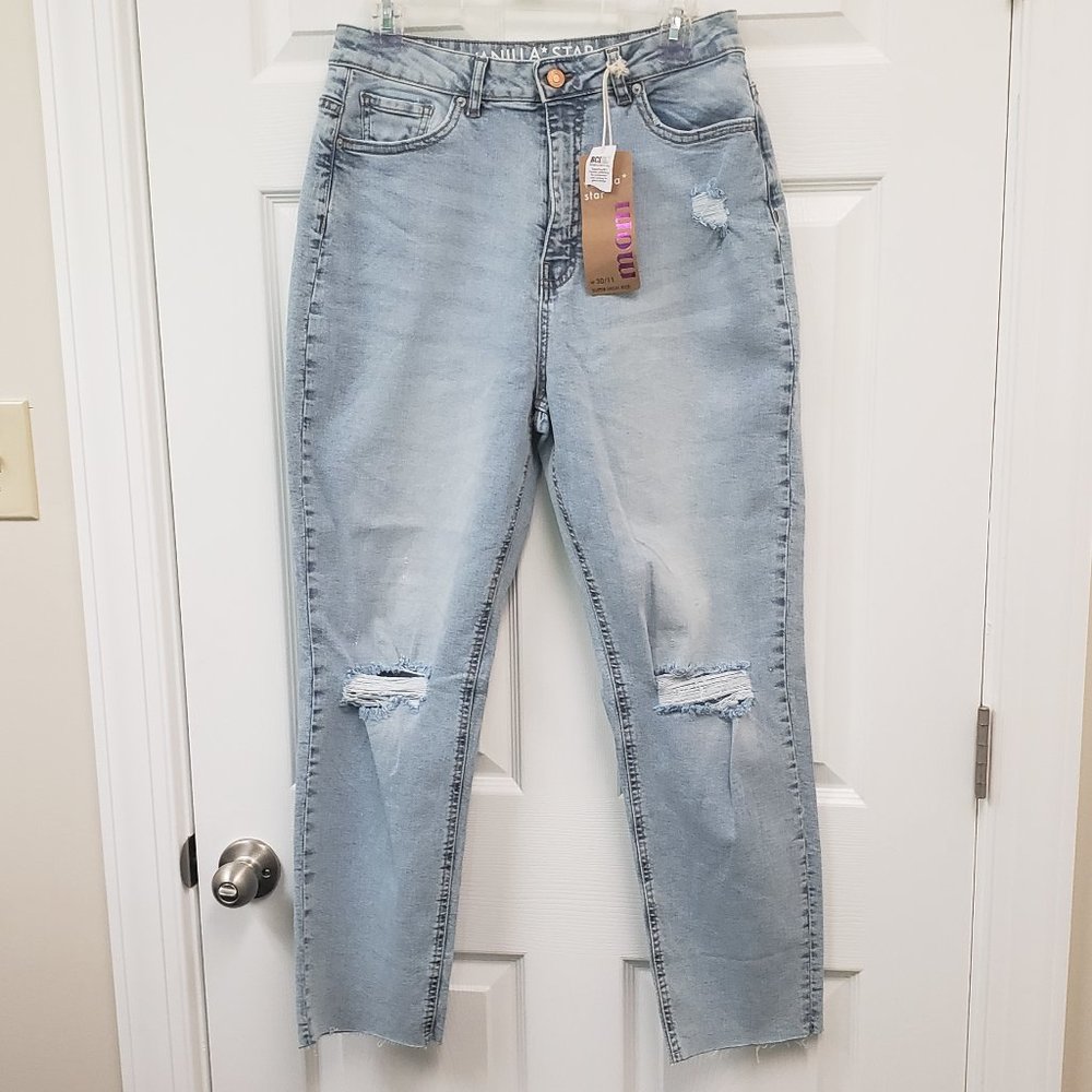 Vanilla Star, NWT, Mom Jeans, super high rise, distressed, SIZ 11, 30